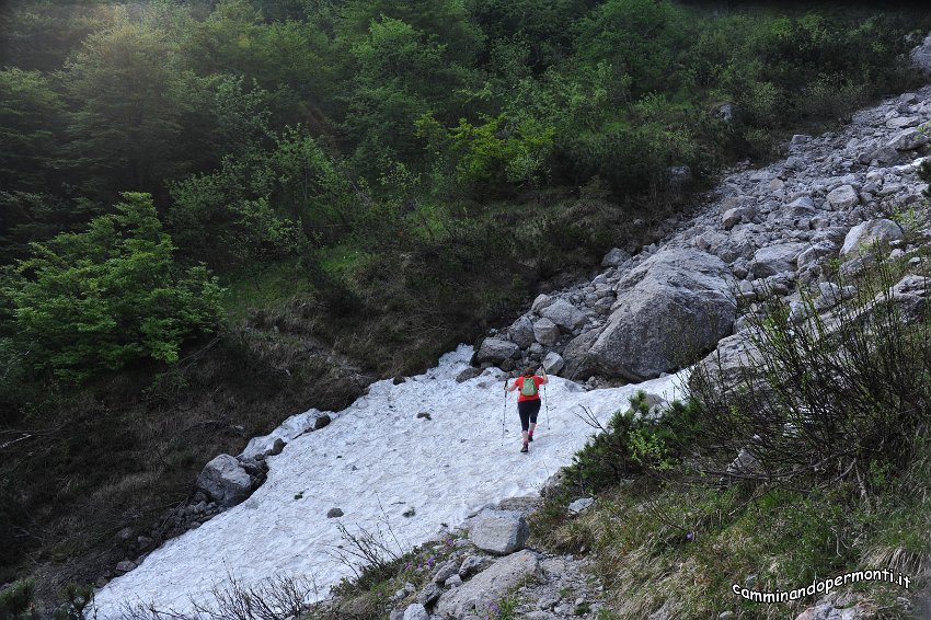 040 Sentiero dell Amicizia Monte Alben La Croce.JPG